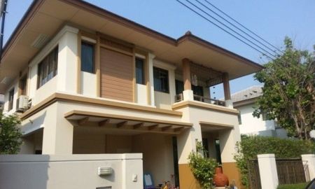 ให้เช่าบ้าน - ให้เช่าบ้านเดี่ยว 2 ชั้น โครงการเศรษฐสิริ บางนา-วงแหวน แอร์เฟอร์ครบ มี3ห้องนอน 3ห้องน้ำ ราคาเช่าเดือนละราคาเช่าเดือนละ45,000 บาท/เดือน