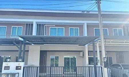 ขายทาวน์เฮาส์ - ขายด่วนๆ ทาวน์เฮ้าส์กาญจน์กนก แม่โจ้ ใกล้สี่แยกหนองจ๊อม และใกล้ม.แม่โจ้