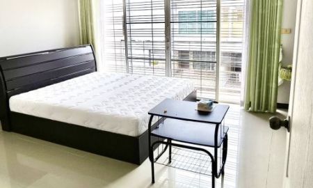 ขายทาวน์เฮาส์ - หมู่บ้านรมย์นลิน เนื้อที่ 23.5 ตร.วา 4 ห้องนอน ใกล้ รพ.กรุงเทพระยอง อ.เมือง จ.ระยอง