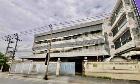 ขายโรงงาน / โกดัง - OR SALE โรงงาน 4 ชั้น,4.5 ชั้น (หอพัก) เนื้อที่ 1 ไร่ 1 งาน 74 ตรว. ติดถนนวงแหวนกาญจนาภิเษก