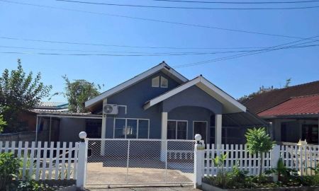 ขายบ้าน - ขายบ้านเดี่ยว 1 ชั้น อยู่ในหมู่บ้าน ฝ้ายคำแลนด์ซอย 22 ใกล้ตลาดสันป่าฝ้าย อำเภอเมือง จังหวัดลำพูน