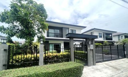 ให้เช่าบ้าน - ให้เช่า] หมู่บ้าน บริทาเนีย บางนา กม.12 / 3 ห้องนอน 3 ห้องน้ำ / 63 ตารางวา 180 ตารางเมตร **35,000**