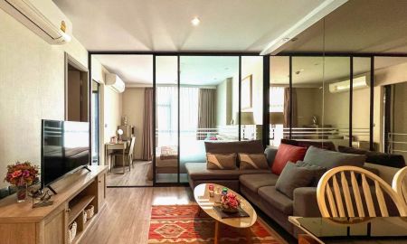 ขายคอนโด - คอนโดหรู 1 ห้องนอน Rhythm Ekkamai ชั้นสูง ขนาด 35.80 ตร.ม.