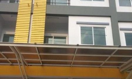 ขายอาคารพาณิชย์ / สำนักงาน - ขายตึกอาคารพานิชย์ 3ชั้น 4นอน 5น้ำ 20ตรว. 3.95ล้านบาท ถ.มิตรสัมพันธ์ ต.อ่างศิลา อ.เมือง ชลบุรี