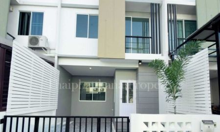 ขายทาวน์เฮาส์ - เนอวานา คัฟเวอร์ อ่อนนุช 65 ทาวน์เฮ้าส์ตกแต่งพร้อมอยู่ ราคาพิเศษ