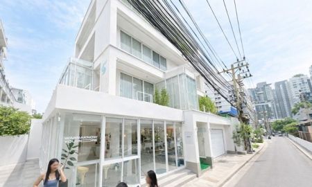 ให้เช่าอาคารพาณิชย์ / สำนักงาน - MRT ห้วยขวาง 340ม.อาคารพาณิชย์ให้เช่า ชั้น2 อาคาร 4ชั้น 1 น้ำ 100 ตร.ม.รัชดาภิเษก 10-18 เดอะสตรีท รัชดา 1.3 กม.