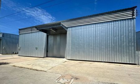 ให้เช่าโรงงาน / โกดัง - โกดังให้เช่า บางละมุง ชลบุรี ติดถนนสุขุมวิท ใกล้ท่าเรือแหลมฉบัง