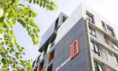 ขายคอนโด - ขายให้เช่า รีโนเวทใหม่ เพนท์เฮ้าส์ ห้องเดียวในโครงการ The Unique 10 ลาดพร้าว 10เฟอร์ครบพร้อมเข้าอยู่ ใกล้ MRT ลาดพร้าว