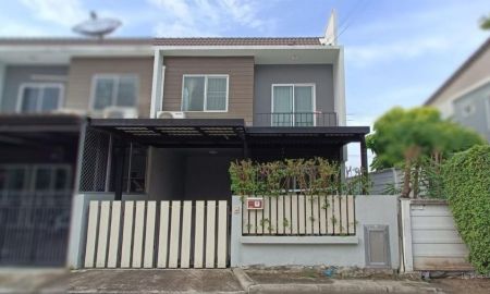 ขายทาวน์เฮาส์ - ขาย 2.29 ล้าน ทาวน์เฮ้าส์ 2 ชั้น 26.2 ตร.ว ม.อารียา เดอะคัลเลอร์ส เฟส 7 ไทรน้อย บ้านหลังมุมในสุด