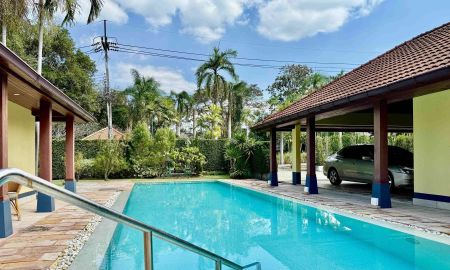 ขายบ้าน - ขายบ้านพลูวิลล่า โครงการหรู Ocean View บางเสร่ บนที่ดิน 1.2 ไร่