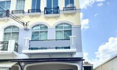 ให้เช่าทาวน์เฮาส์ - ให้เช่า] หมู่บ้าน บ้านกลางเมือง รอยัล โมนาโค ศรีนครินทร์ 24 / 3 ห้องนอน 3 ห้องน้ำ / 29 ตรว. 250 ตรม. **38,000**