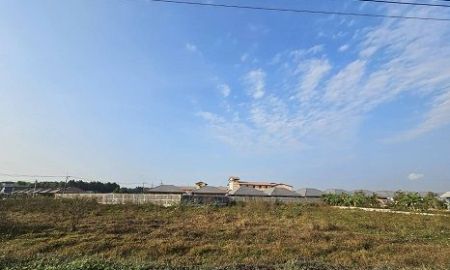 ขายที่ดิน - ขายที่ดินจังหวัดชลบุรี 1 ไร่ 240 ตรว. ย่านชุมชน