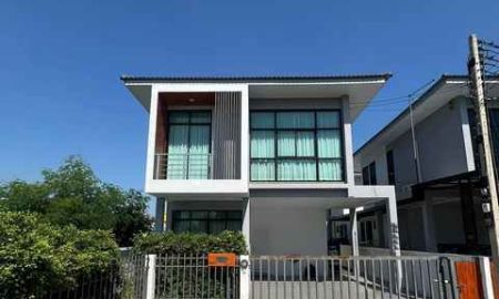 ขายบ้าน - ขายบ้านเดี่ยว โครงการเดอะไลฟ์ อยุธยา บางประอิน ขนาด 41.6 ตร.ว. พื้นที่ใช้สอย 166.4 ตร.ม. 3 ห้องนอน ติดถนนใหญ่ ราคา 4,390,000 บาท