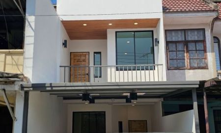 ขายทาวน์เฮาส์ - ขายถูกทาวน์เฮ้าส์ 2 ชั้น มบ.อยู่เจริญ วิภาวดี 37 Yucharoen Vipavadee 37 ขนาด 17.5 ตรว. 2 นอน 2 น้ำ บ้านสวย บ้านเปล่า รีโนเวทใหม่ ใกล้ สนามบินดอนเมือง