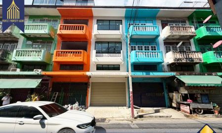 ขายอาคารพาณิชย์ / สำนักงาน - ขายอาคาร 3.5 ชั้น สุขสวัสดิ์ บางจาก พระประแดง ทิศใต้ รีโนเวทใหม่ ค้าขายได้