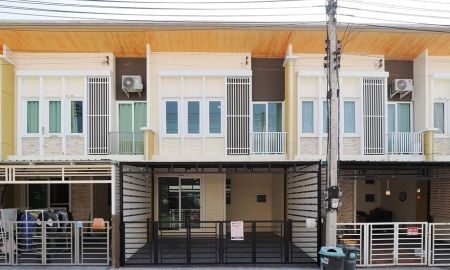 ขายทาวน์เฮาส์ - ขายทาวน์เฮ้าส์ 2 ชั้น รีโนเวทใหม่ พร้อมอยู่ โกลเด้นทาวน์ โครงการ 2 พระราม 2 พันท้ายนรสิงห์