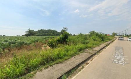 ขายที่ดิน - ที่ดินใกล้พัทยา 8 กม. แปลงใหญ่ 75 ไร่ เหมาะพัฒนา Wellness Sport Community Campus Green & Water Environment | Future Development Land