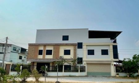 ขายอาคารพาณิชย์ / สำนักงาน - โฮมออฟฟิศ 3 ชั้น (รวมชั้นดาดฟ้า) เนื้อที่ 82 ตารางวา อ.บ้านบึง จ.ชลบุรี ราคา 15,500,000 บาท