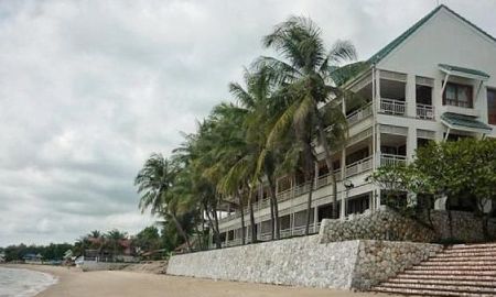 ขายคอนโด - คุ้มเกินราคา ! คอนโดตากอากาศริมชายหาดชะอำ ห้องใหญ่ ตกแต่งสวย เฟอร์ครบพร้อมอยู่ 2 ห้องนอน 2 ห้องน้ำ