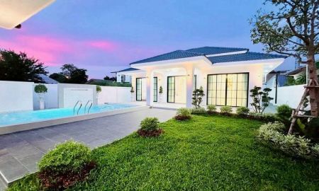 ขายบ้าน - ขายบ้านพลูวิลล่าพัทยา สไตล์luxury ตกแต่งครบ พร้อมเข้าอยู่