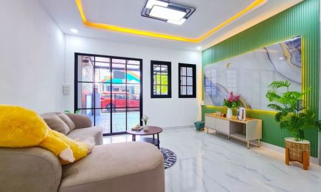 ขายทาวน์เฮาส์ - ขาย ทาวน์เฮ้าส์ 2ชั้น หน้ากว้าง 3ห้องนอน ต้นสายไหม ใกล้รถไฟฟ้า มบ.อมรินทร์นิเวศน์3 ผัง4 ถ.สายไหม15 รีโนเวทใหม่ พร้อมอยู่