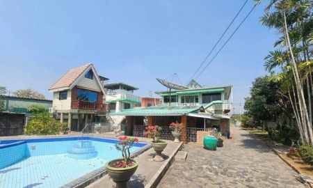 ขายบ้าน - ขายบ้านเดี่ยวเนื้อที่ขนาดใหญ่เหมาะแก่การ รีโนเวท ขายตามสภาพค่ะ ติดขอบอ่างมาบประชัน พัทยา