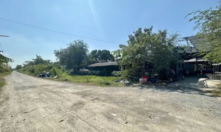 ขายที่ดิน - ขายที่ดิน ห้วยพลู-นครชัยศรี นครปฐม พื้นที่10ไร่ (ทั้งหมด2โฉนด) พร้อมโรงงานผลิตฟองเต้าหู้ ราคาไร่ละ3.4ล้าน ใกล้จุดขึ้น-ลงทางด่วนมอเตอร์เวย์ M81