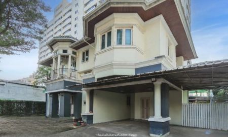 ขายบ้าน - ขายบ้านเดี่ยวมือสอง ซอยติวานนท์ 18 แยก 3/8 เนื้อที่ 125 ตร.ว. ใกล้ทางด่วนศรีรัช และรถไฟฟ้าสายสีม่วงสถานีกระทรวงสาธารณสุข