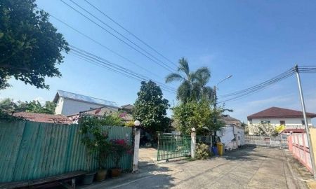 ขายที่ดิน - ขายถูก ที่ดินพร้อมบ้านชั้นเดียว ติดริมน้ำ 129 ตรว. เลียบด่วนรามอินทรา ลาดพร้าว