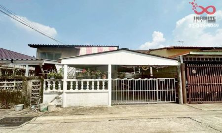 ขายที่ดิน - ขายบ้านแฝด 2 ชั้น 35 ตร.ว. เคหะร่มเกล้า 31 ใกล้สนามบินสุวรรณภูมิ