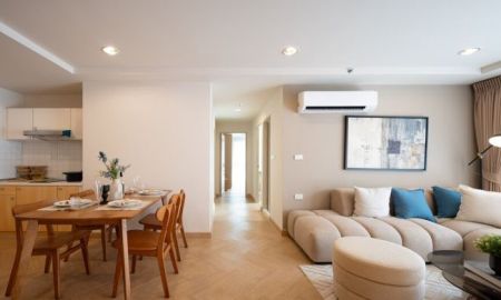 ขายคอนโด - ขายคอนโดรีโนเวทใหม่ 90.17 ตรม. พร้อมเฟอร์ฯ Resorta สาทร-เย็นอากาศ ซอยอมร เขตยานนาวา กรุงเทพ