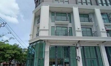 ให้เช่าทาวน์เฮาส์ - ให้เช่าอาคารสำนักงาน บนถนนสุขุมวิท 77 ปากซอยอ่อนนุช 41 ติดMRT ศรีนุช เพียง 400 เมตร 4ชั้นมีลิฟท์ โครงการ The Master @BTS Onnut 2