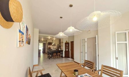 ขายคอนโด - ขายด่วน! คอนโดติดทะเลแท้ พัทยา ห้องพิเศษ ลงนิตยสาร บ้านและสวน