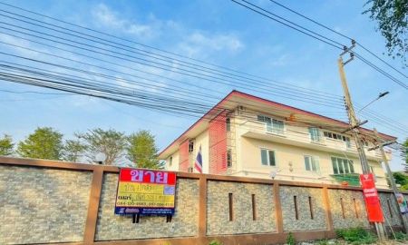 ขายโรงงาน / โกดัง - ขายโกดัง 3 ชั้น 378.4 ตารางวา สภาพดีมาก พร้อมพื้นที่ใช้สอยเหลือเฟือ ติดถนนประชาอุทิศ72 ทุ่งครุ ZTK347