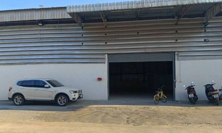 ให้เช่าโรงงาน / โกดัง - ให้เช่าโกดัง ขนาด 580 ตารางเมตร ซอยนวลจันทร์ 21 รามอินทรา ใกล้เลียบด่วนเอกมัย-รามอินทรา