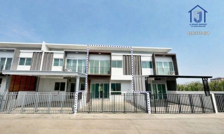 ขายทาวน์เฮาส์ - ขายทาวน์เฮ้าส์ 2 ชั้น หมู่บ้านดีคิวบ์ นวนคร ทางคู่ขนานถนนพหลโยธิน ใกล้นิคมอุตสาหกรรมนวนคร