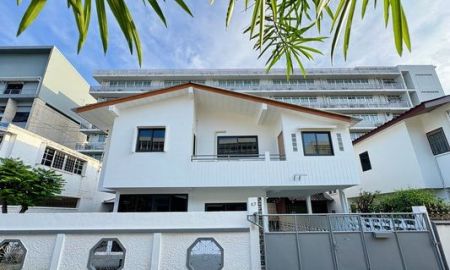 ให้เช่าบ้าน - ให้เช่า] หมู่บ้าน ปรีชา 1 พัฒนาการ 39 / 4 ห้องนอน 3 ห้องน้ำ / 52 ตรว. 190 ตรม. **39,000**