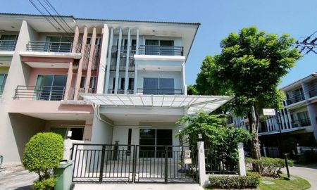 ขาย-ให้เช่าทาวน์เฮาส์ - ขายและให้เช่าทาวน์โฮม 3 ชั้น ม.วิสต้า ปาร์ค พระราม 2 หลังมุม พร้อมเฟอร์นิเจอร์