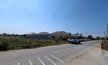 ขายที่ดิน - ขายด่วนที่ดิน 200 ตารางวา) ติดถนนคอนกรีตสาธารณะ ถมแล้ว ต.รางพิกุล อ.กำแพงแสน จ.นครปฐม