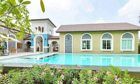 ให้เช่าทาวน์เฮาส์ - รังสิต-นครนายก 11-15 ให้เช่าทาวน์โฮมสุดหรู 2 ชั้น 3 นอน ฟิวเจอร์พาร์ค รังสิต 800 ม. 2 น้ำ 18 ตร.วา. 145 ตร.ม. พร้อมเฟอร์ฯ