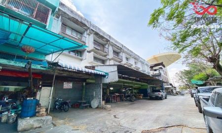 ขายอาคารพาณิชย์ / สำนักงาน - ขายอาคารพาณิชย์ 3.5ชั้น 12ตรว.นวนคร คลองหนึ่ง ใกล้นิคมนวนคร