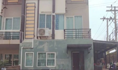 ขายทาวน์เฮาส์ - ขายทาวน์เฮ้าส์ หมู่บ้านกัสโต้ วิลเลจ บางนา-เทพารักษ์