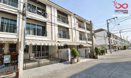 ขายทาวน์เฮาส์ - ขายทาวน์โฮม บ้านกลางเมือง S-Sense ศรีนครินทร์ 3ชั้น 20ตร.ว. ใกล้รถไฟฟ้า ซีคอนแสควร์