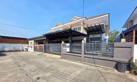 ขายบ้าน - ขายบ้านเดี่ยว 2 ชั้น เนื้อที่ 54.6 ตรว. หมู่บ้านดับเบิ้ลยูโฟร์ วิลเลจ บางกรวย