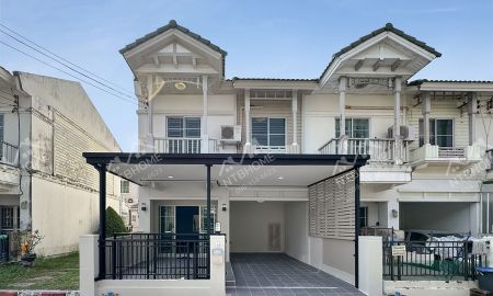 ขายทาวน์เฮาส์ - เดอะวิลล่า รัตนาธิเบศร์ แปลงมุม ปรับปรุงใหม่พร้อมอยู่ ใกล้สถานีรถไฟฟ้า