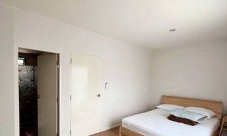 ขายบ้าน - ขายบ้านกลางเมือง ราชพฤกษ์-พระราม 5 ทาวน์โฮม 3 ชั้น ต.บางไผ่ อ.เมืองนนทบุรี จ.นนทบุรี