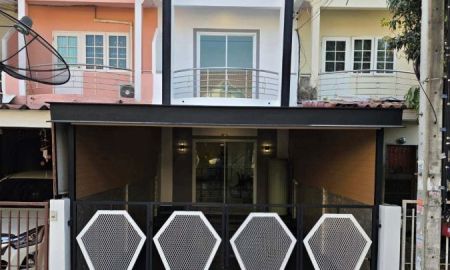 ขายทาวน์เฮาส์ - หมู่บ้าน เฟื่องฟ้า11 เฟส5 ( ซอยมังกร ) แพรกษา รีโนเวทแล้ว