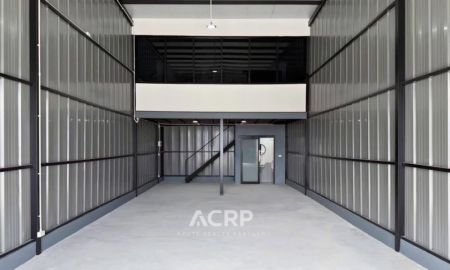 ให้เช่าโรงงาน / โกดัง - ให้เช่า โกดัง / ออฟฟิศ ติดถนนกิ่งแก้ว บางพลี สมุทรปราการ สร้างใหม่ พร้อมออฟฟิศ