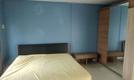 ให้เช่าบ้าน - ทาวน์โฮม 3 ชั้น ทำเลเมืองทองธานี ทำออฟฟิศได้และพักอาศัยได้