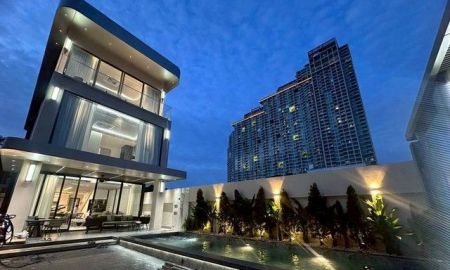 ขายบ้าน - ขาย พูลวิลล่าหรู จอมเทียนซอย 13 - เพียง 200 เมตรถึงทะเล! ตำบลหนองปรือ อำเภอบางละมุง ชลบุรี